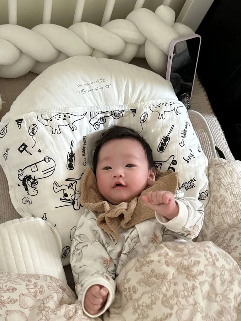 hình ảnh em bé sơ sinh hoạt hình