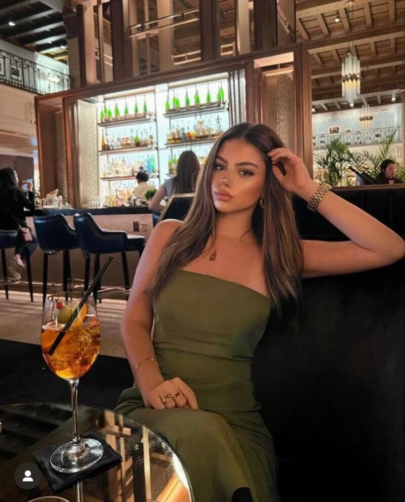 ảnh gái đi bar đẹp