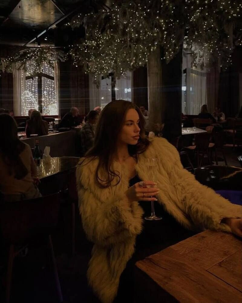 ảnh gái đi bar đẹp