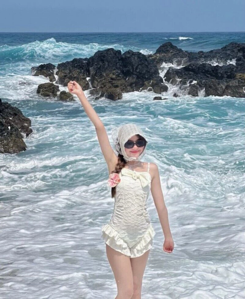 ảnh gái đi biển