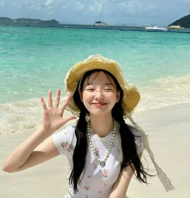 Sưu tầm 111+ ảnh gái đi biển vẻ đẹp tươi tắn, rạng rỡ