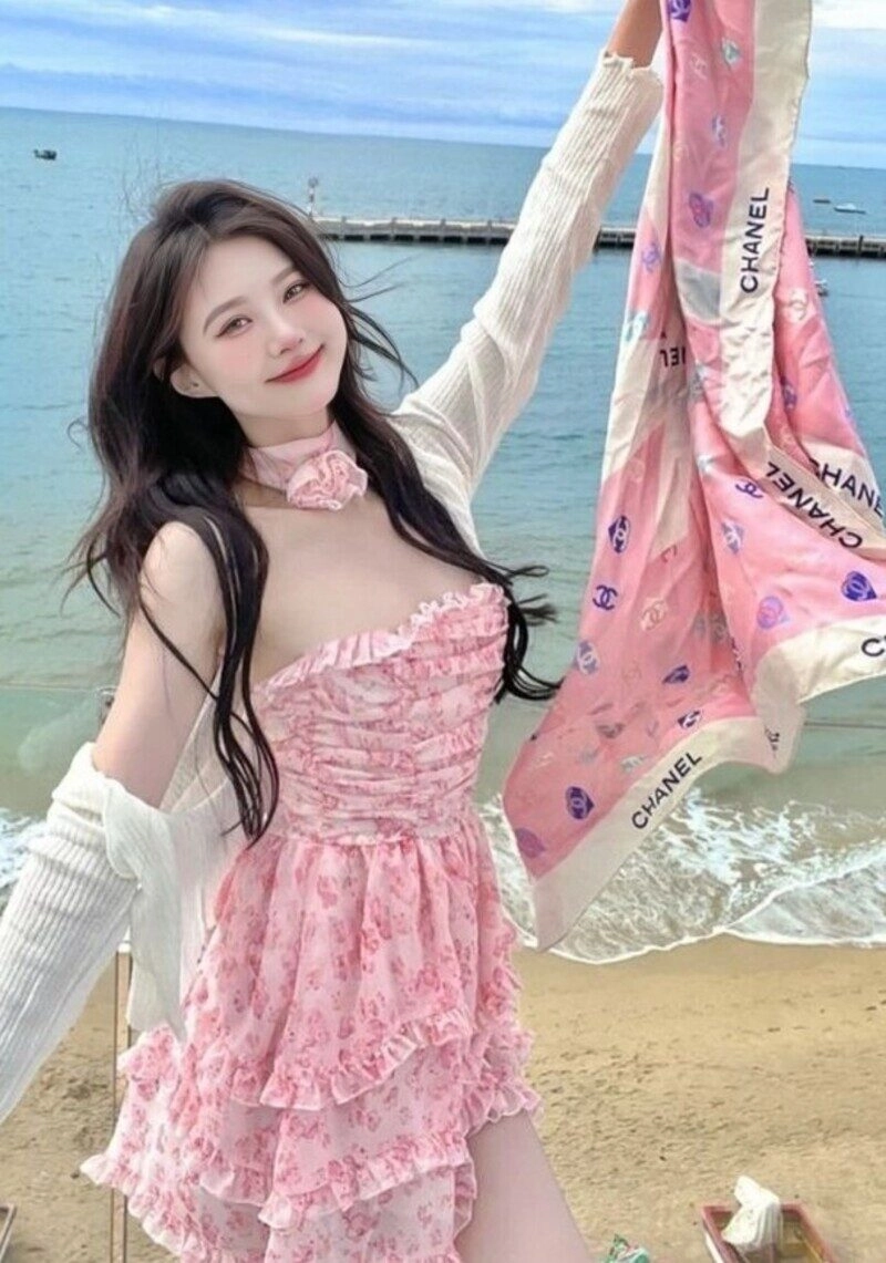 ảnh gái đi biển