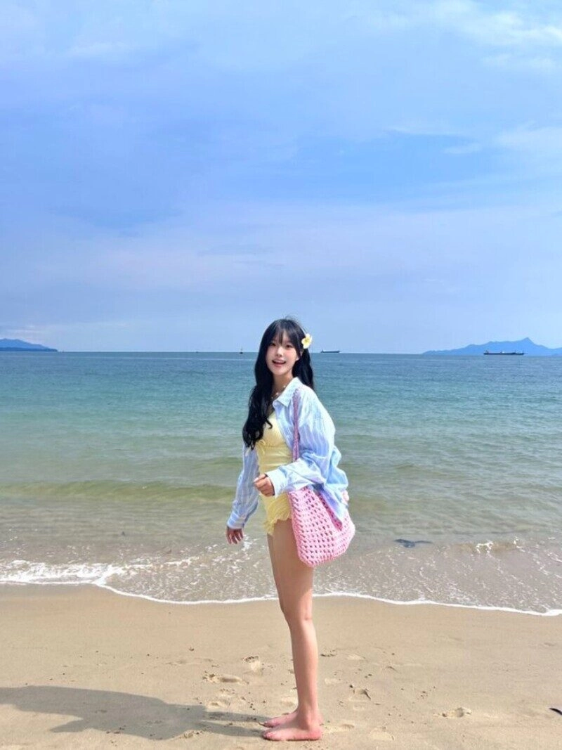 ảnh gái đi biển