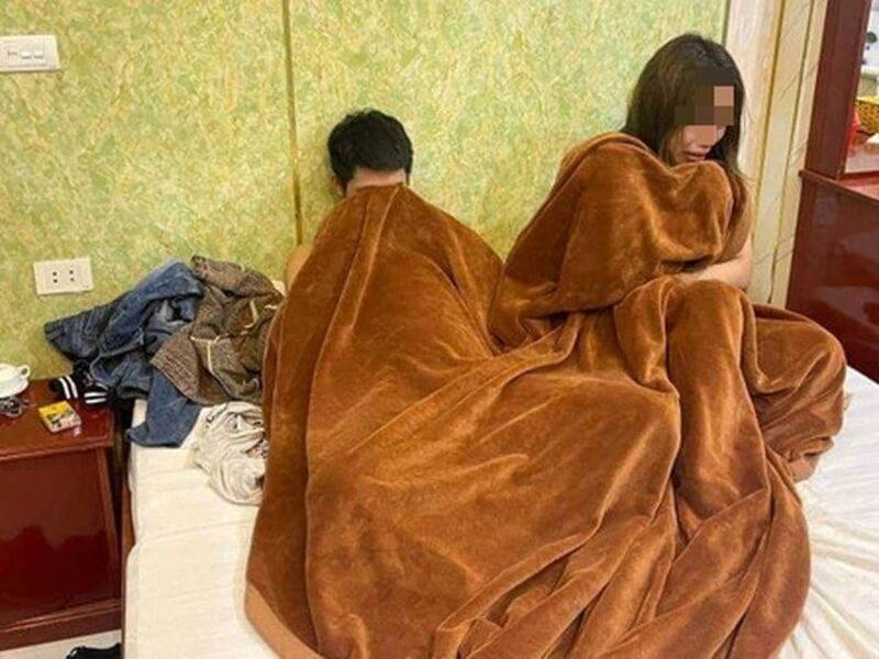 ảnh nhà nghỉ có gái