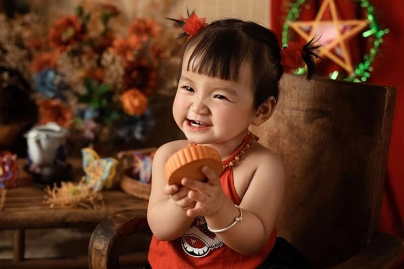 concept chụp ảnh cho be gái 1 tuổi