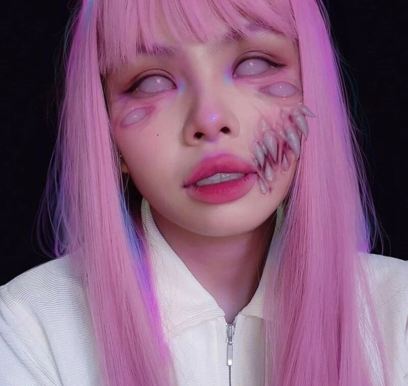 hình ảnh ảo giác cô gái