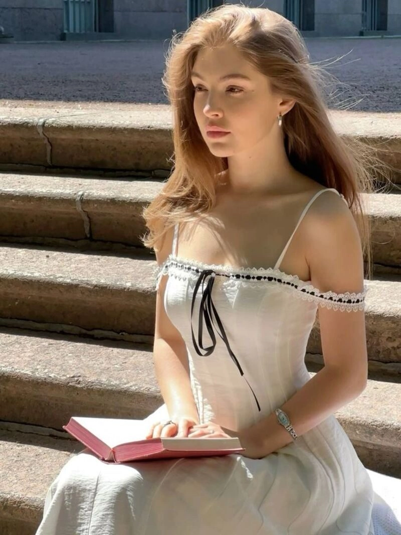 hình ảnh cô gái hà lan