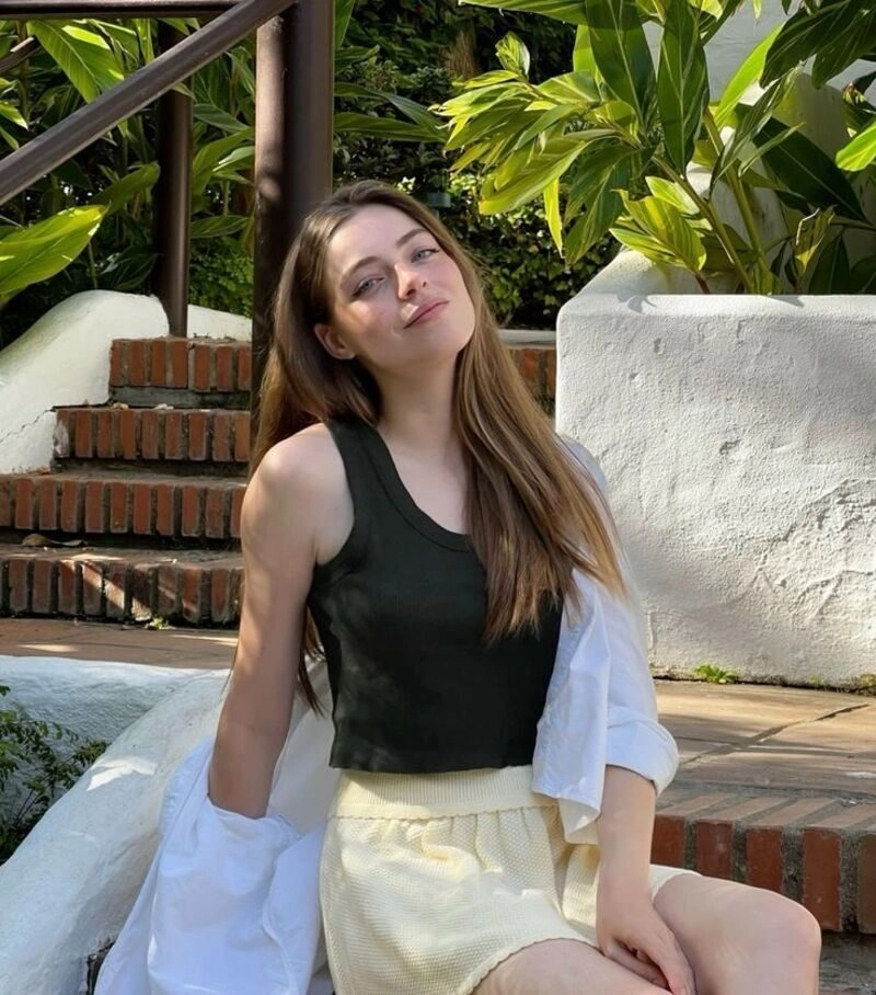 hình ảnh cô gái hà lan