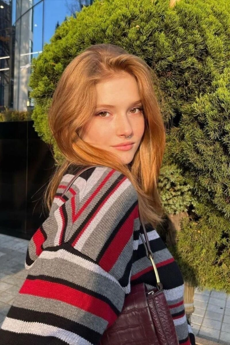 hình ảnh cô gái hà lan