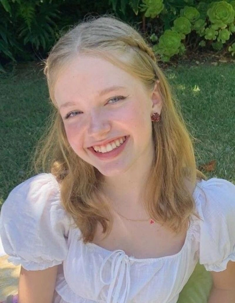 hình ảnh cô gái hà lan