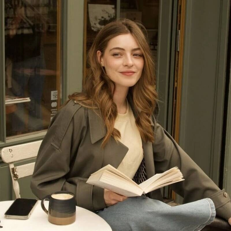 hình ảnh cô gái hà lan