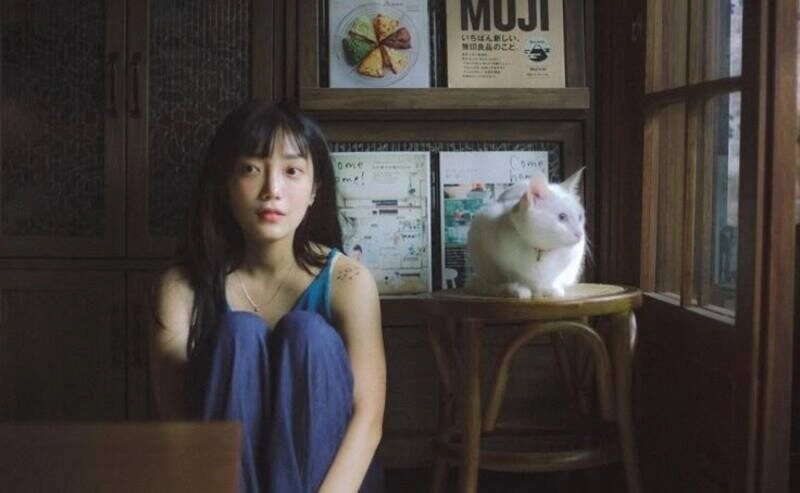 ảnh bìa tâm trạng buồn con gái