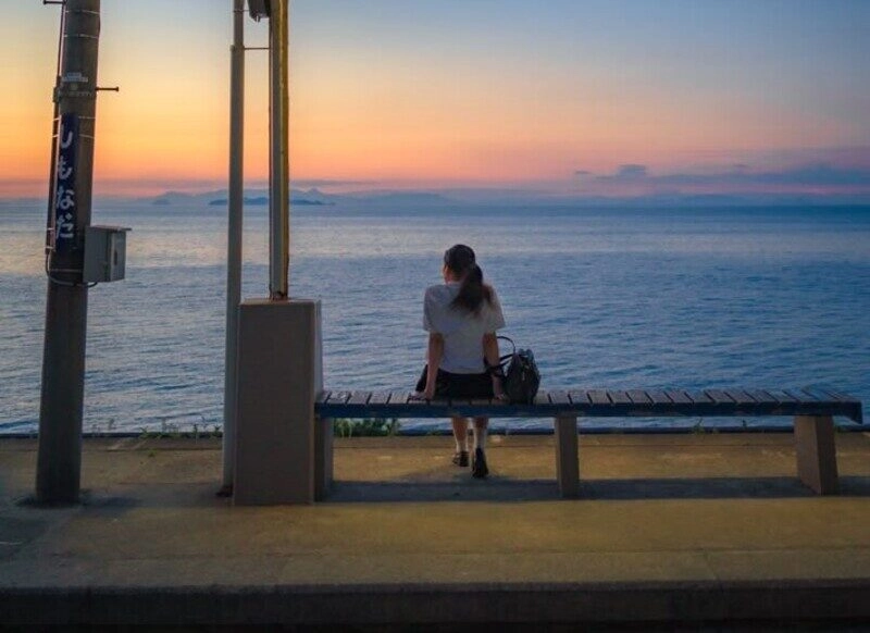 ảnh bìa tâm trạng buồn con gái