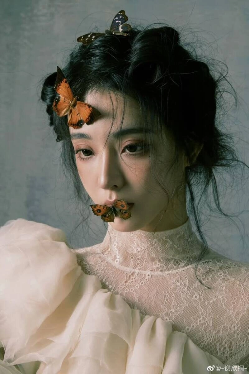 ảnh cô gái nghệ thuật