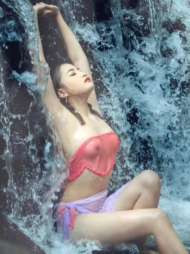 ảnh cơ thể con gái 