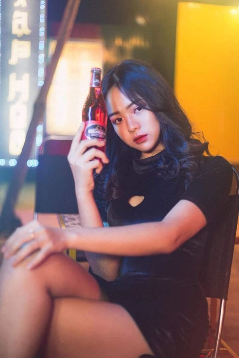 ảnh con gái nhậu say