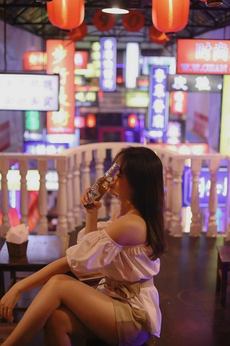 ảnh con gái nhậu say