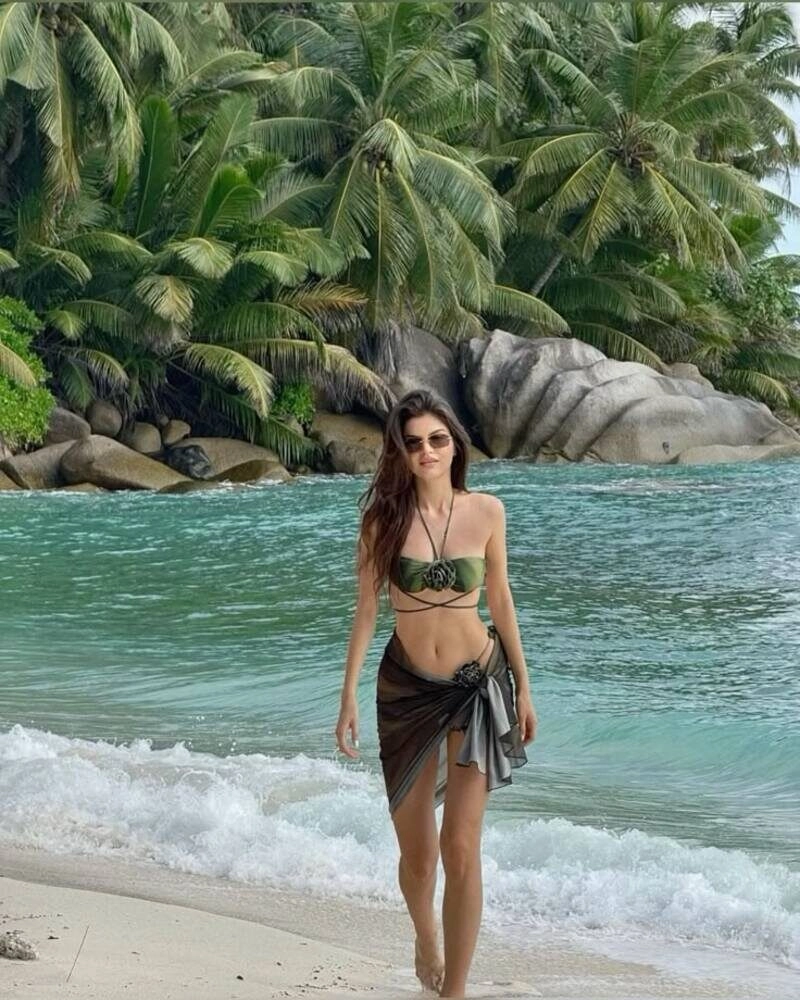 ảnh gái mỹ mặc bikini