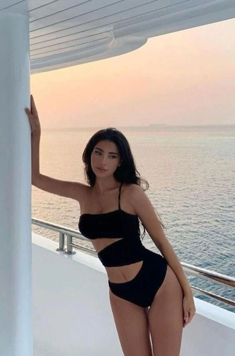 ảnh gái mỹ mặc bikini