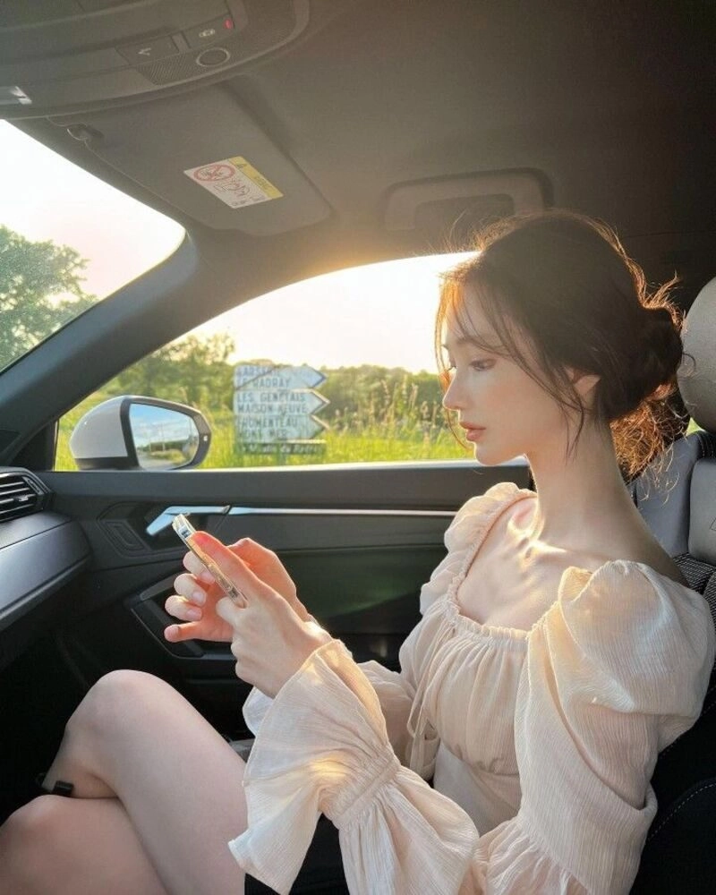 ảnh gái xinh búi tóc