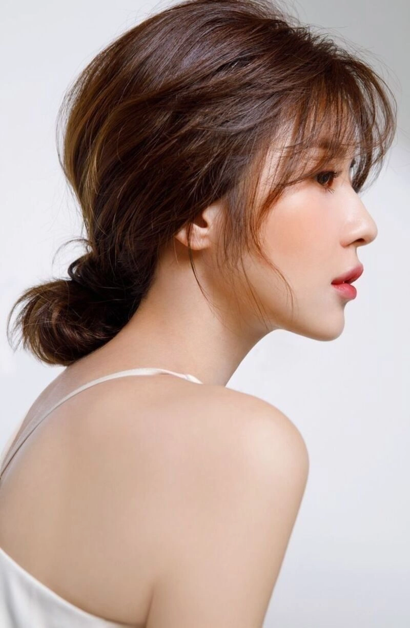 ảnh gái xinh búi tóc