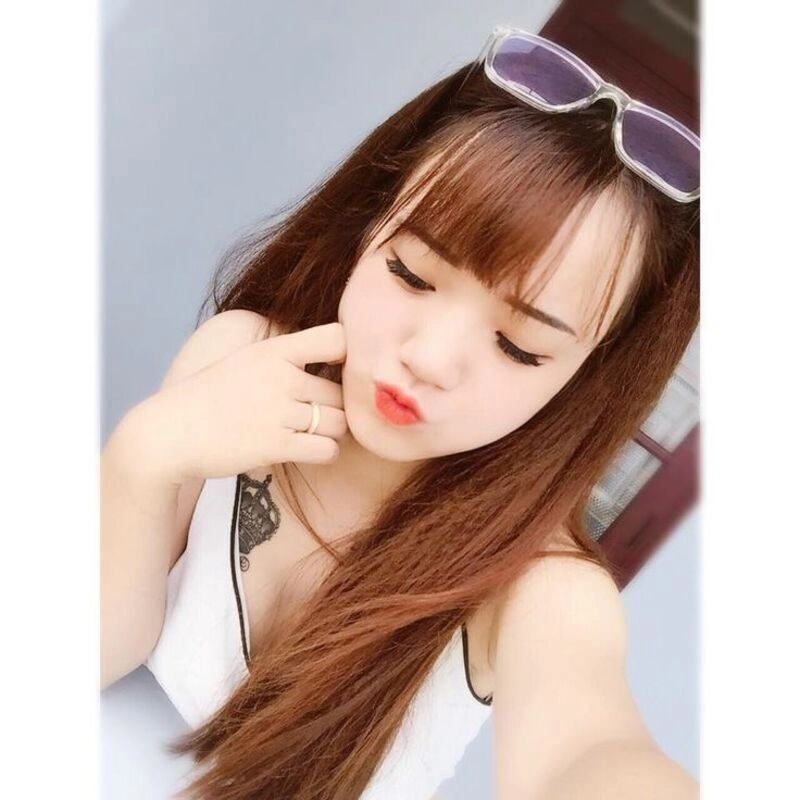 ảnh gái xinh chu mỏ