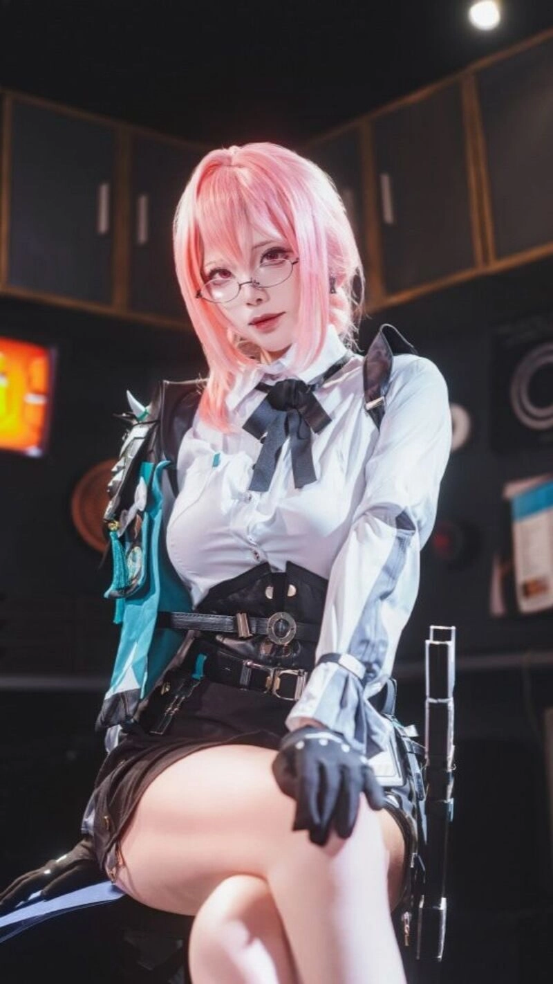 ảnh gái xinh cosplay nhân vật anime