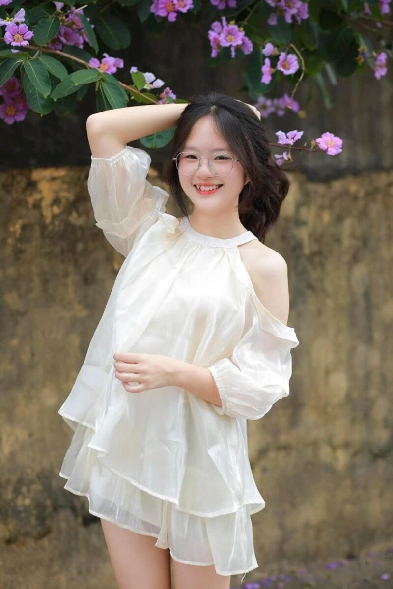 ảnh gái xinh cười đẹp