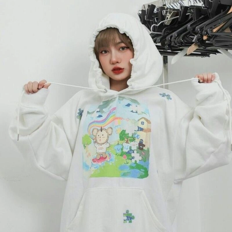 ảnh gái xinh mặc áo hoodie