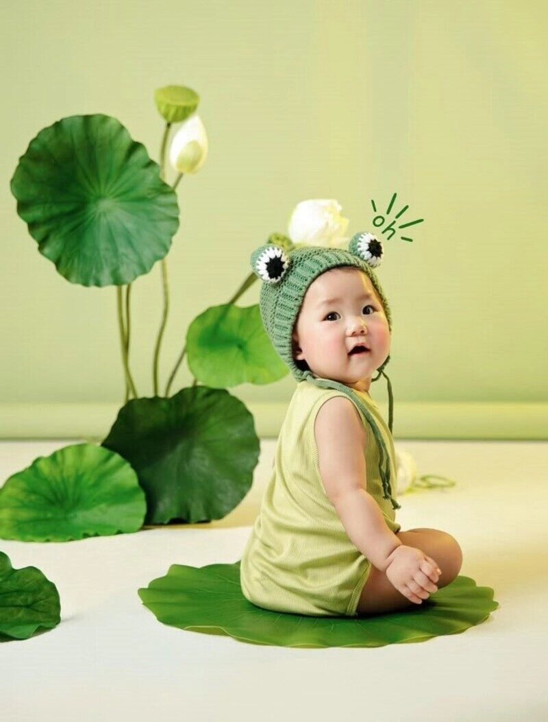 chụp ảnh sen cho bé gái