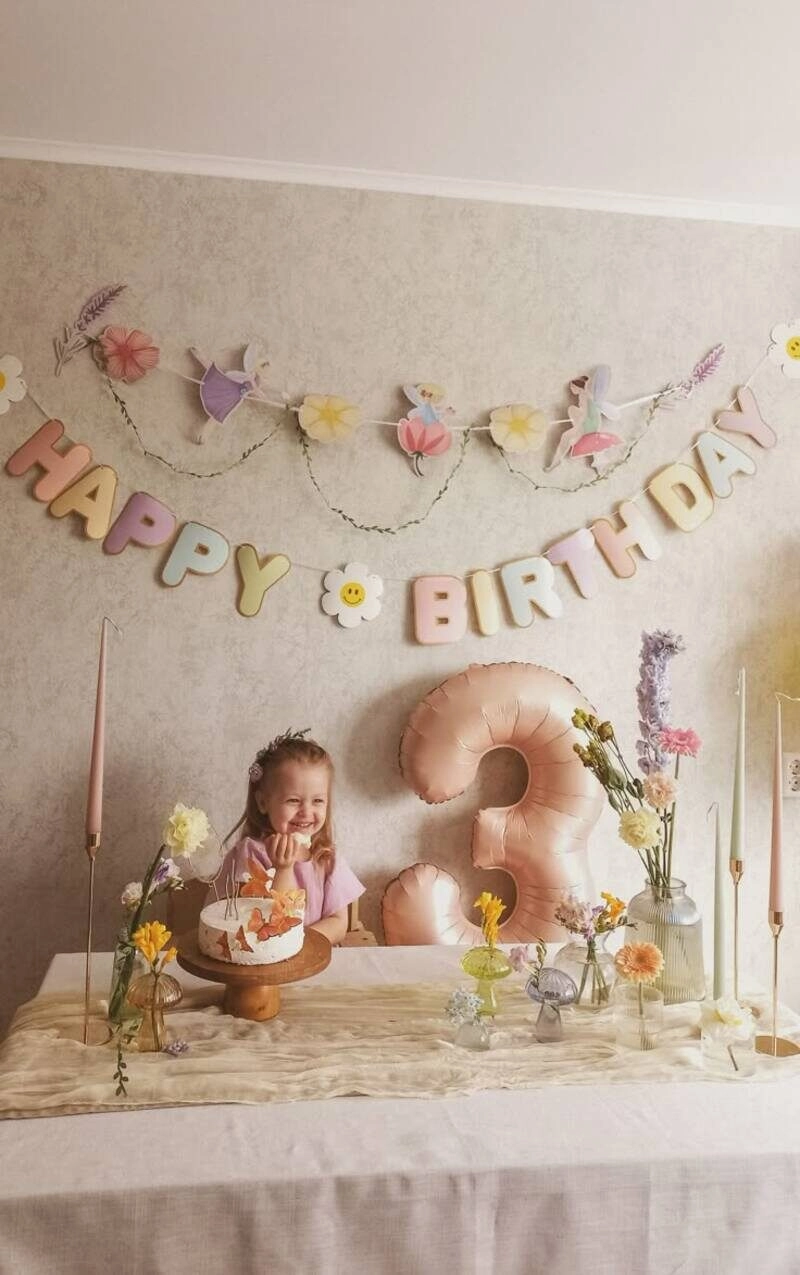concept chụp ảnh sinh nhật cho bé gái