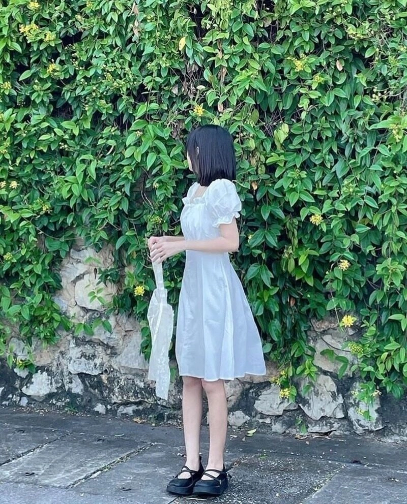 hình ảnh cô gái độc thân vui vẻ