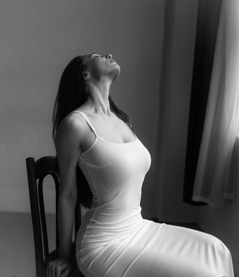 Hình ảnh gái khoe dáng xinh đẹp