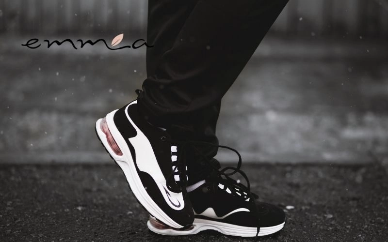 cách phối đồ với giày sneakers